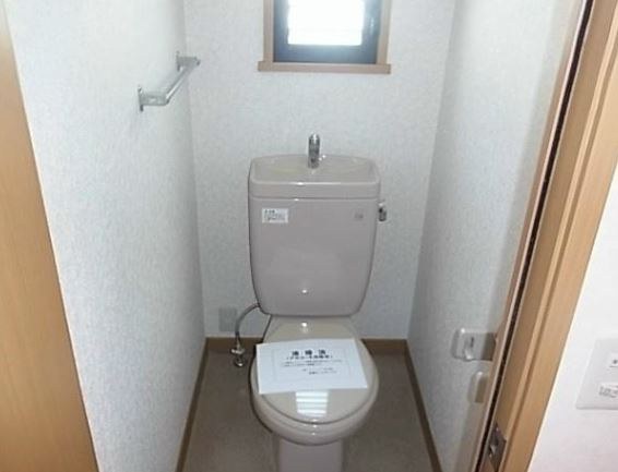 ソレイユのトイレ|バス・トイレ別