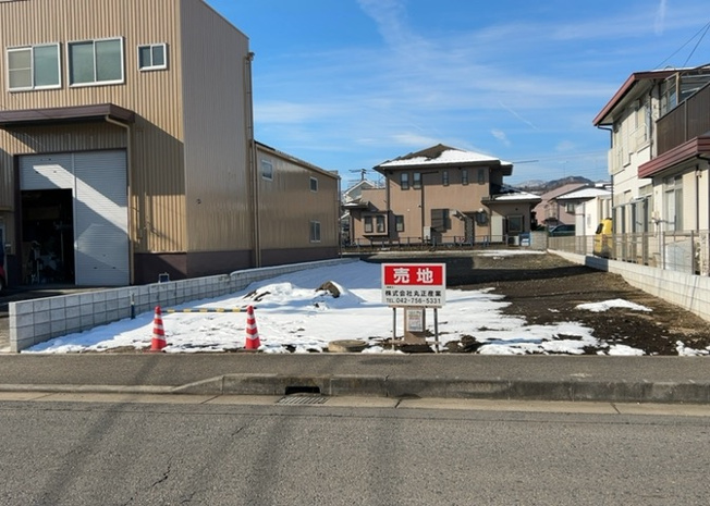 【外観】 | 物件の詳細については、現地を見てわかること以外に、役所や法務局などで調べないとわからないことがあります。そのため、現地に行く場合は、もしこの物件を買ったらどのような生活ができるかをイメージしましょう。