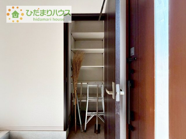 【収納】 | 取手市紫水3丁目　中古戸建 | ちょこっとした収納があることで、消耗品のストックをするのにも便利です☆