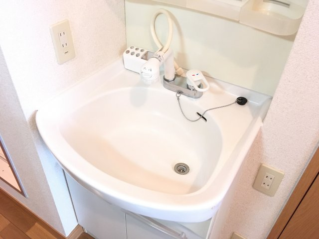 レトアITOの独立洗面台|洗髪洗面化粧台