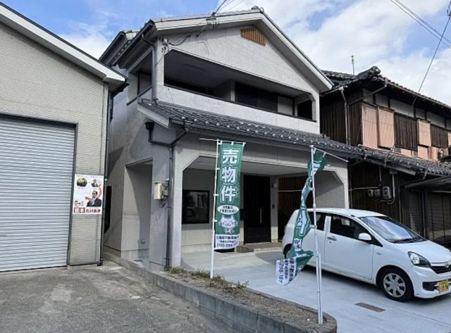 飾磨区今在家中古戸建ての外観