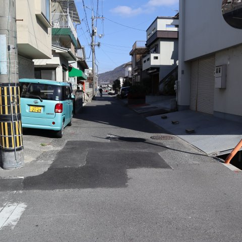 広大新開２丁目事務所・店舗の駐車場