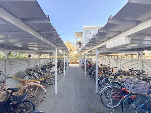 【駐輪場】 | 三島一番町ハイツ 中古マンション XM06025 | 三島一番町ハイツ　駐輪場