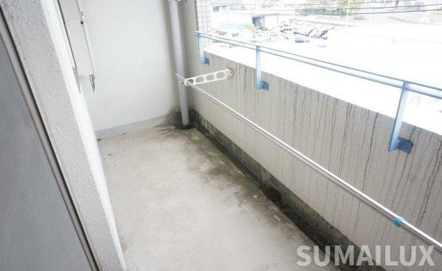 熊本市南区出仲間９丁目の賃貸マンションのバルコニー
