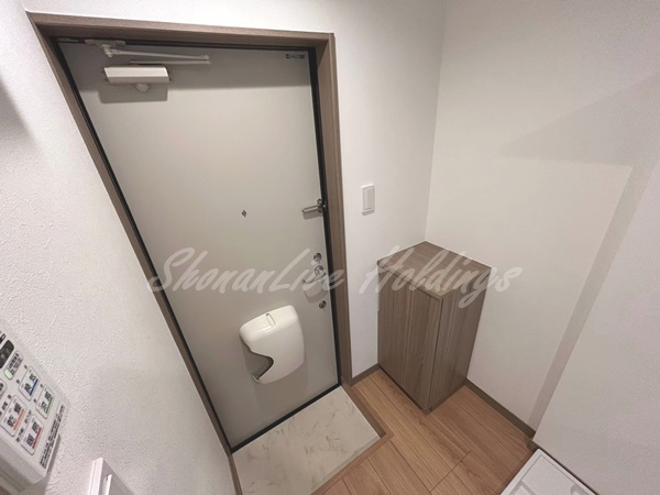 アザーレ・バモス藤沢本町の玄関|シューズボックス付き玄関♪