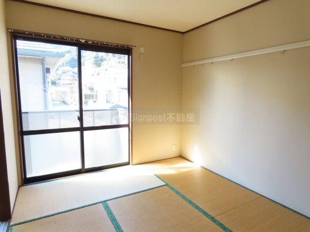 ドミールアッシュ　B棟の和室