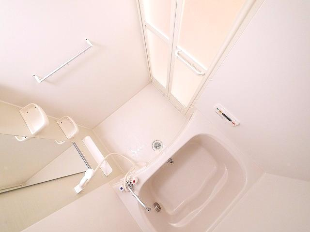 エスポワール　メゾンの浴室|落ち着いた空間のお風呂です