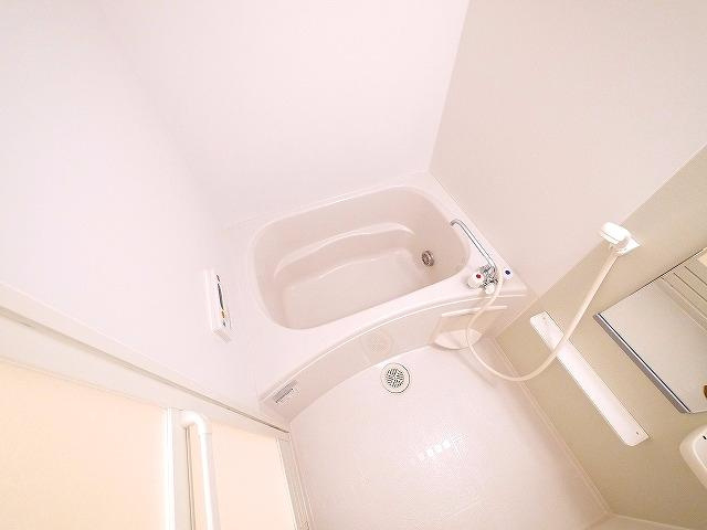エスポワール　メゾンの浴室|コンパクトで使いやすいお風呂です