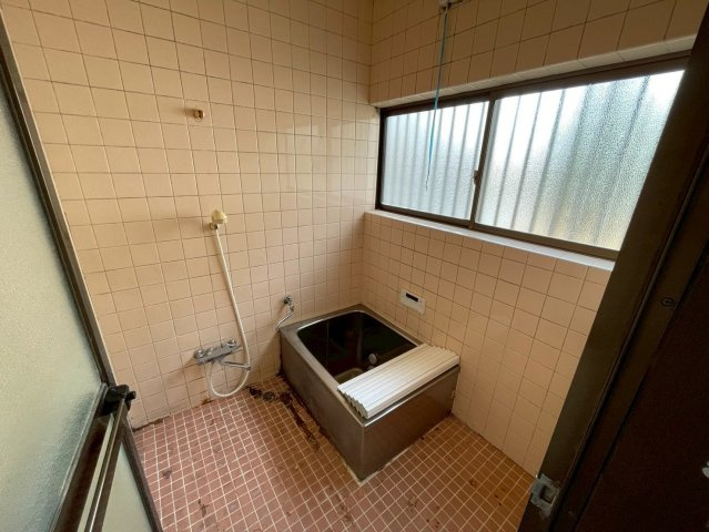 茂原市東郷　中古戸建の浴室