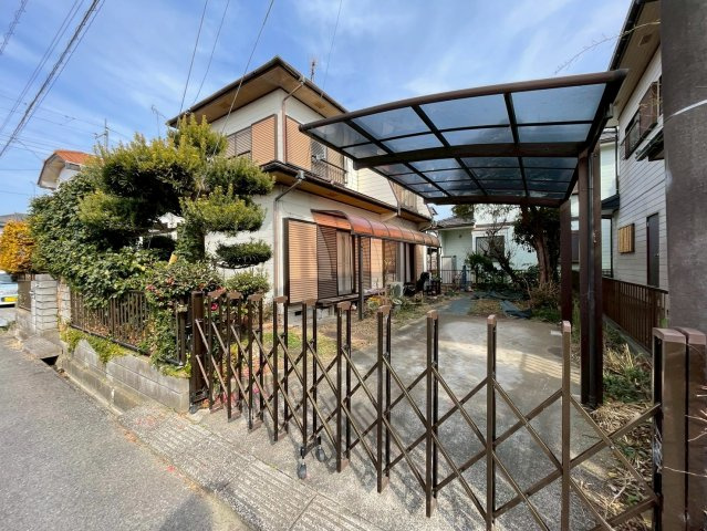 茂原市東郷　中古戸建の駐車場