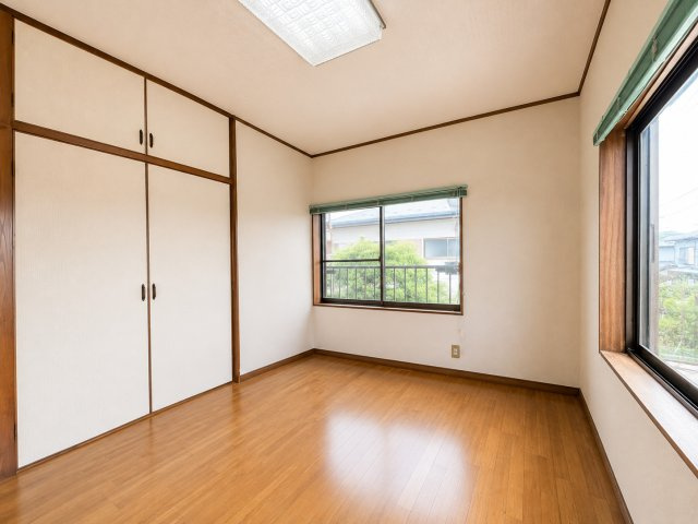 茂原市東郷　中古戸建の洋室