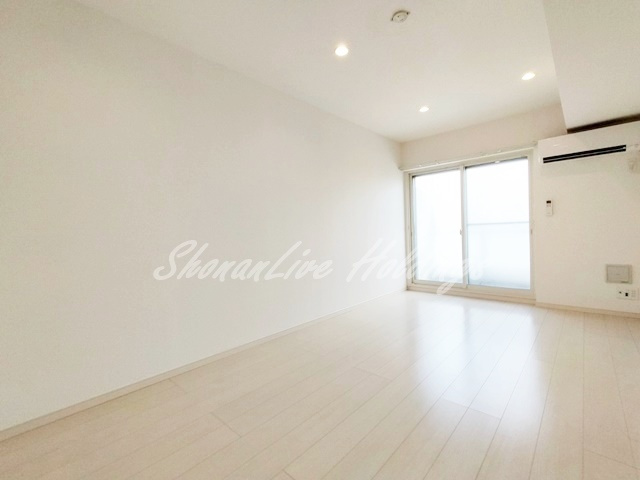 大和市福田４丁目のアパートの居間・リビング