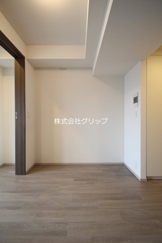横浜市鶴見区鶴見中央５丁目の賃貸マンションの洋室