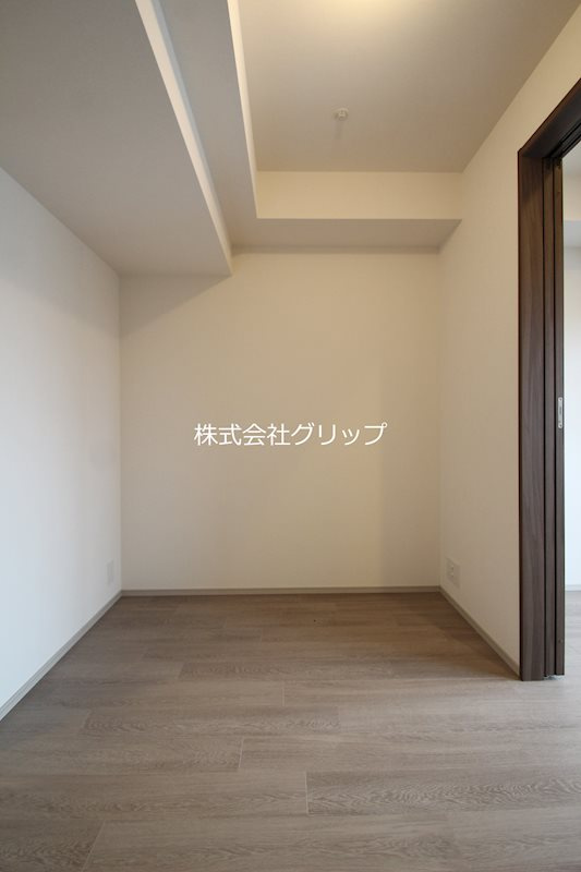 横浜市鶴見区鶴見中央５丁目の賃貸マンションの洋室