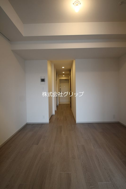 横浜市鶴見区鶴見中央５丁目の賃貸マンションの居間・リビング