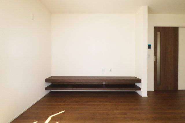 郡山市亀田2丁目第2　　　２号棟　　　桑野小学校、郡山第６中学区　の居間・リビング|※同社施工例