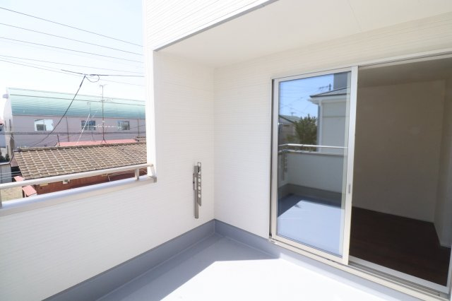 郡山市亀田2丁目第2　　　２号棟　　　桑野小学校、郡山第６中学区　のバルコニー|※同社施工例