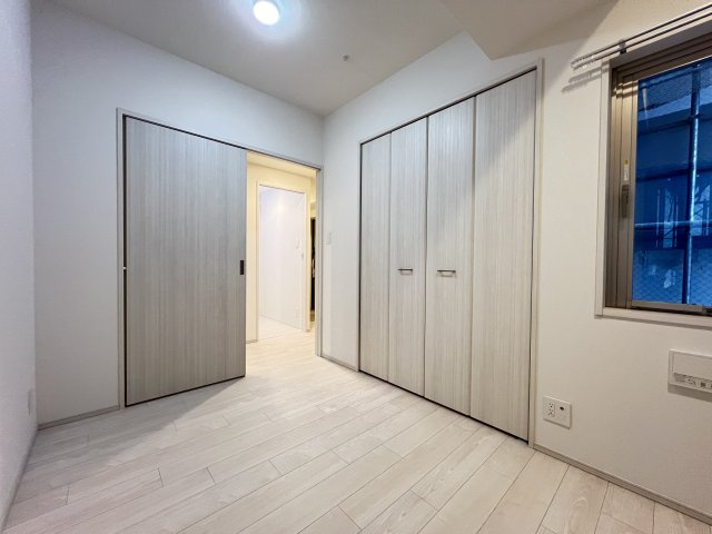 スプランディッド梅田WESTの洋室