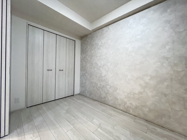 スプランディッド梅田WESTの洋室