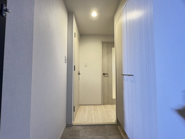 スプランディッド梅田WESTの玄関