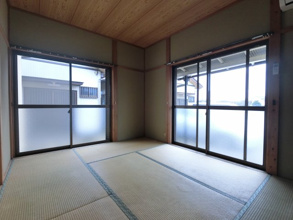 【寝室】