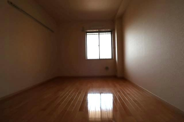 サンモール スクエアの洋室