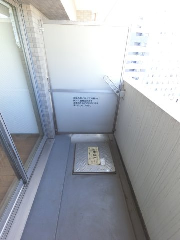 【バルコニー】