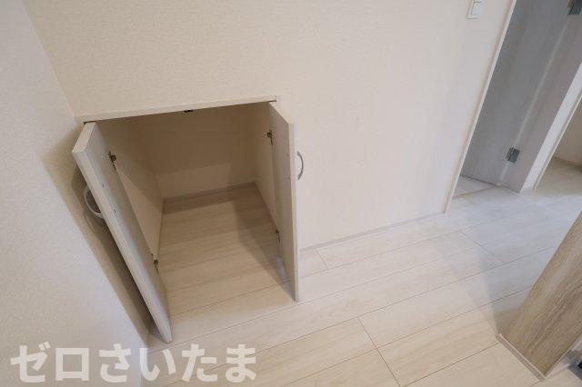 《仲介手数料無料》上尾市大字原市1780-12新築一戸建てブルーミングガーデンの収納