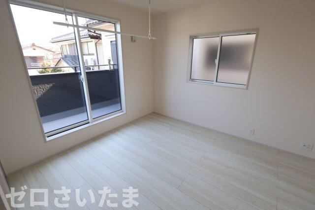 《仲介手数料無料》上尾市大字原市1780-12新築一戸建てブルーミングガーデンの洋室