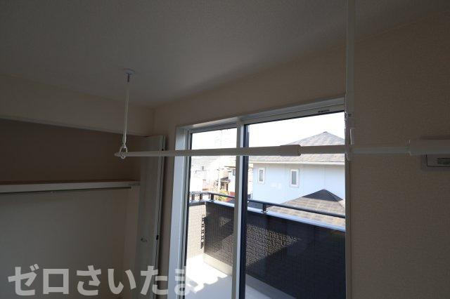 《仲介手数料無料》上尾市大字原市1780-12新築一戸建てブルーミングガーデンのランドリースペース