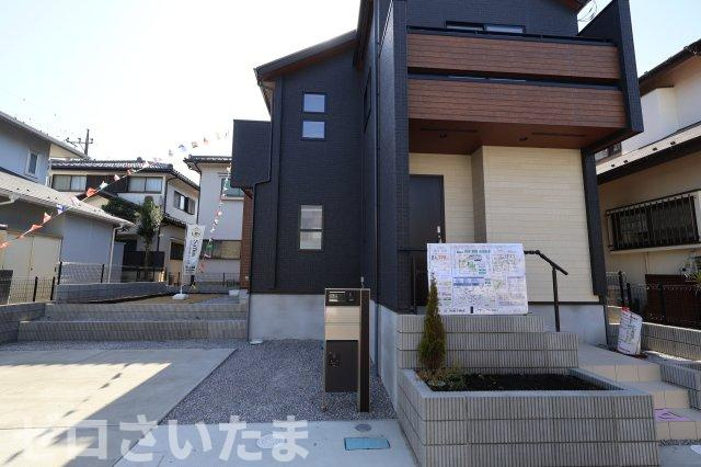 《仲介手数料無料》上尾市大字原市1780-12新築一戸建てブルーミングガーデンの外観