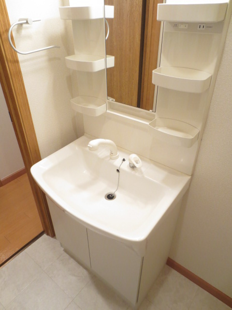 ジャルディーノ・ア・カーサの独立洗面台