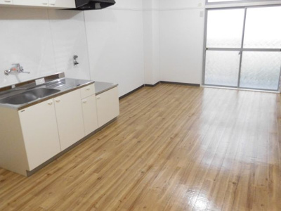 【居間・リビング】 | プリンスハイツ