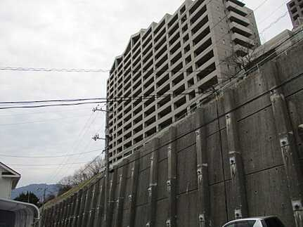 井口台パークヒルズウエストコートの外観