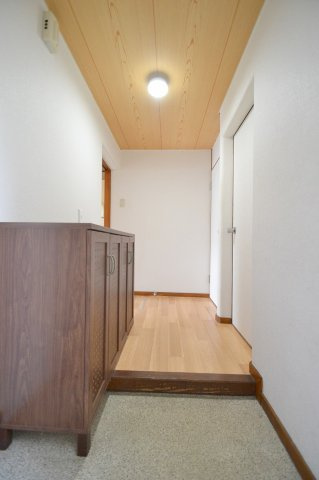 井東コーポラスの玄関