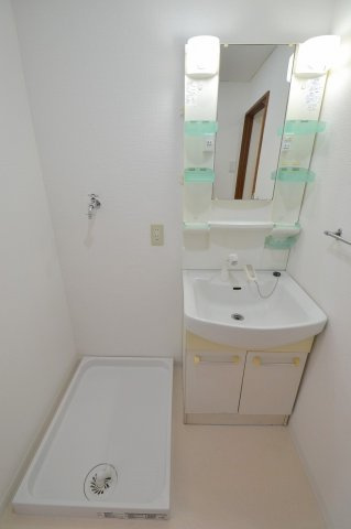 井東コーポラスの洗面所