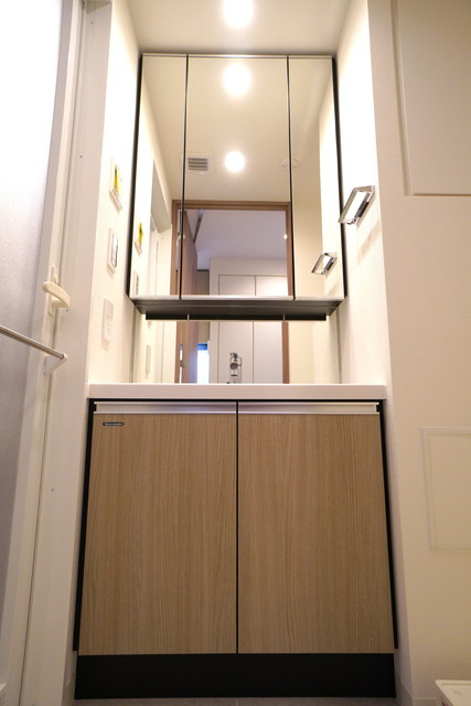 若葉ビューアパートメントの洗面所|※写真は同タイプ住戸です。