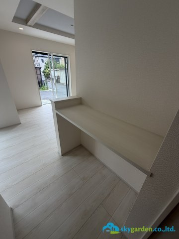 平塚市河内2期　新築戸建　全6棟1号棟の居間・リビング
