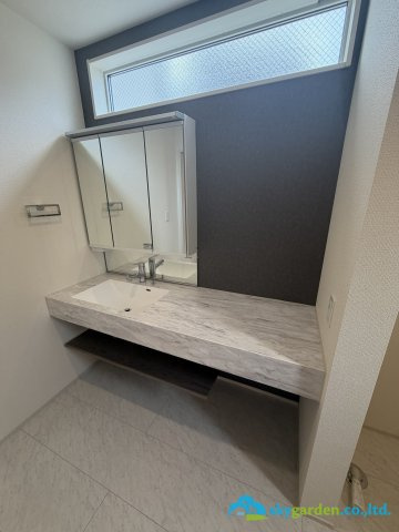 平塚市河内2期　新築戸建　全6棟1号棟の独立洗面台