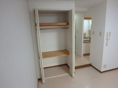 【収納】 | ダイドーメゾン西宮北口ⅩⅢ | 収納のためのスペースです