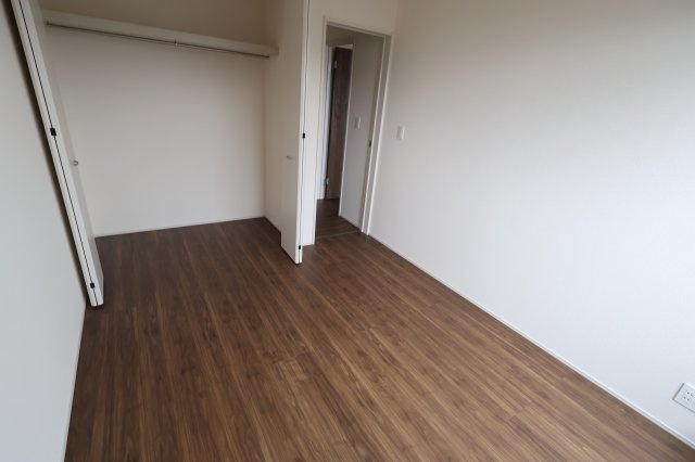 《仲介手数料無料》岩槻区上野１丁目19-1新築一戸建てリーブルガーデンの洋室|２階 ５.２帖