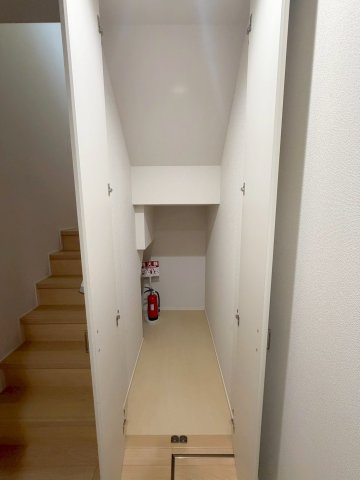 めぞん遊の玄関