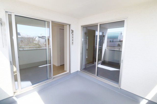 郡山市亀田2丁目第2　　　３号棟　　　桑野小学校、郡山第６中学区　の洋室|※同社施工例