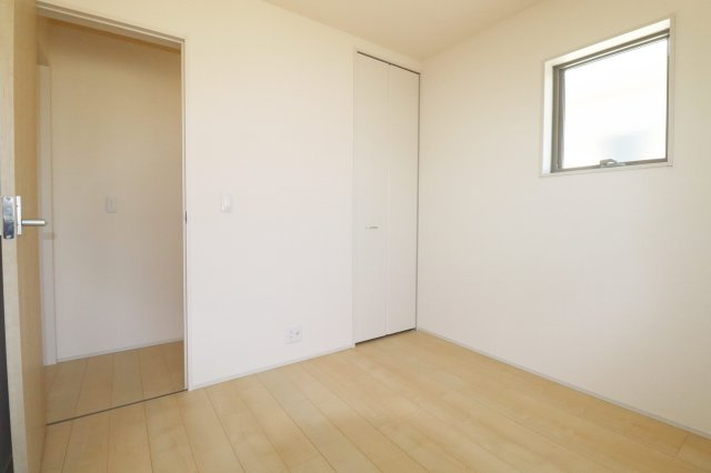 郡山市亀田2丁目第2　　　３号棟　　　桑野小学校、郡山第６中学区　の洋室|※同社施工例