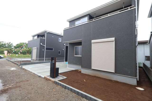 《仲介手数料無料》岩槻区上野１丁目19-1新築一戸建てリーブルガーデンの外観