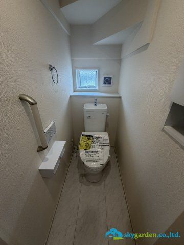 平塚市河内2期　新築戸建　全6棟2号棟のトイレ