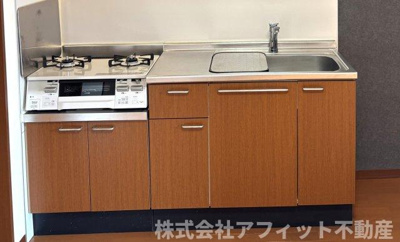【キッチン】 | サンリバー 弐番館 | 2口ガスコンロ