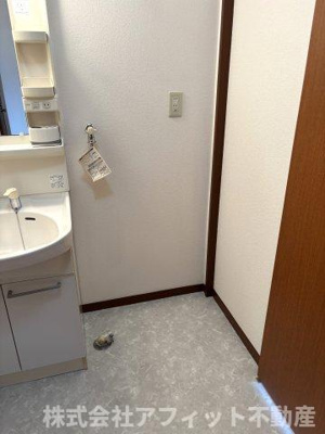 【その他】 | サンリバー 弐番館 | 室内洗濯機置場