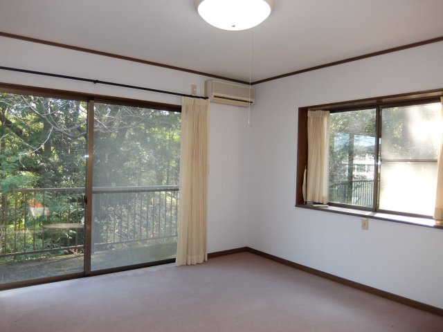 伊東市　宇佐美みのりの村の洋室