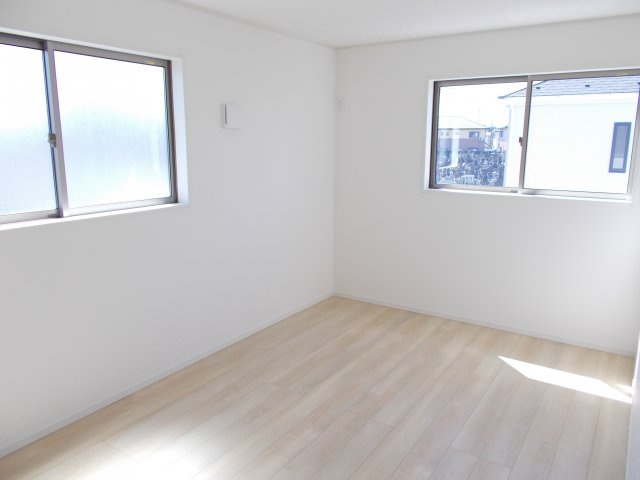 クレイドルガーデン富岡市七日市第５　１号棟の洋室|落ち着いた色調の洋室です